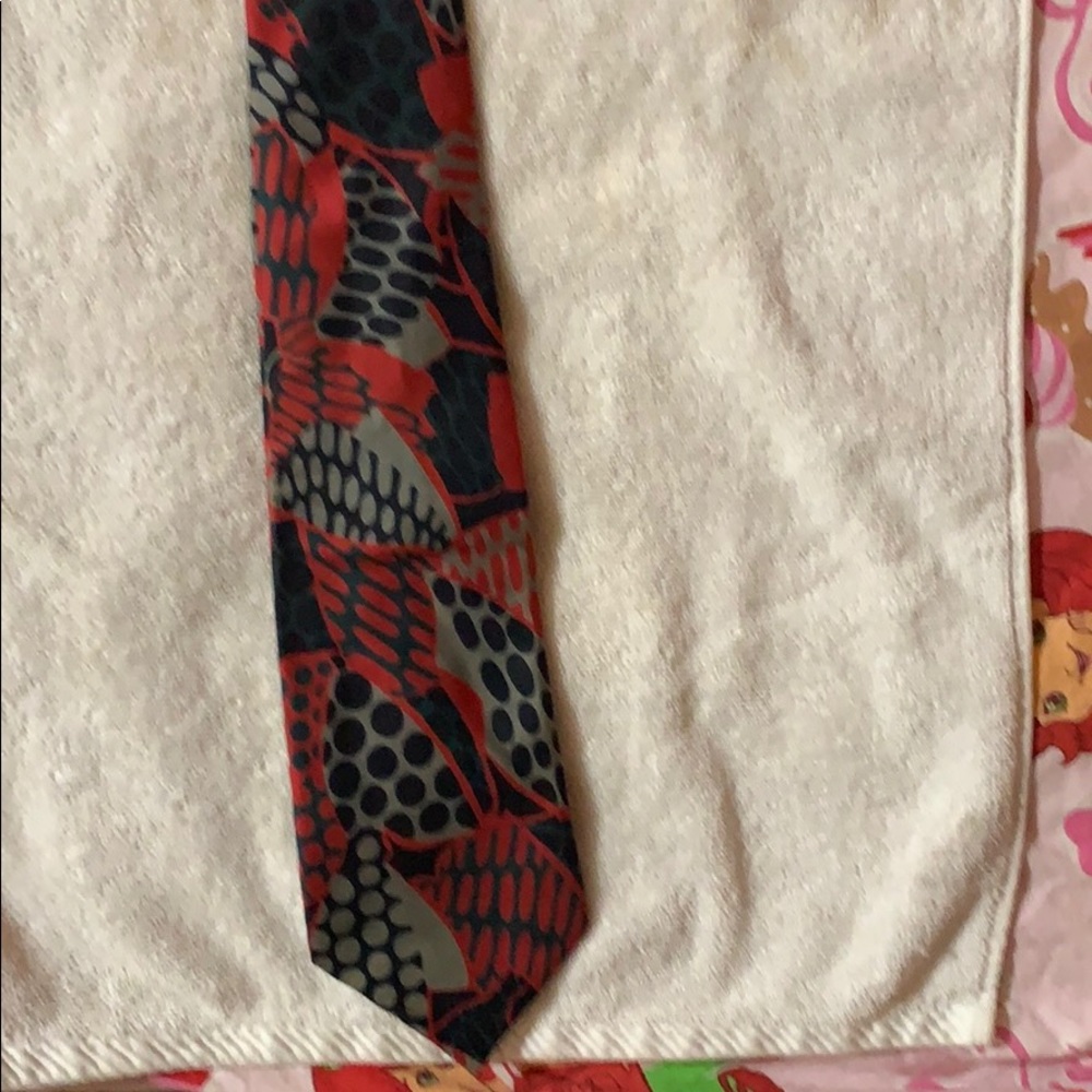 Ferrell Reed Red/Black Tie - Picture 2 of 6